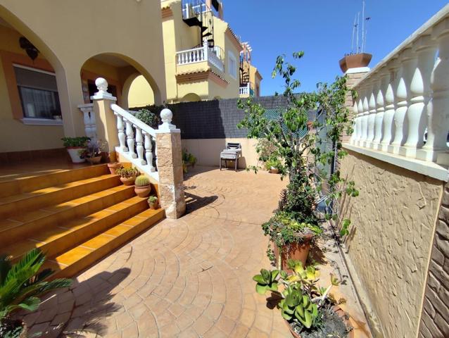 FABULOSO CHALET INDEPENDIENTE, IDEAL PARA FAMILIAS, VENGA A VERLO!!! photo 0