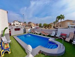 MAGNIFICA VILLA ADOSADA CON PISCINA PROPIA Y COMUNITARIA, VENGA A VERLA!!! photo 0