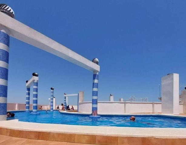 FANTASTICO APARTAMENTO, IDEAL PARA PERSONAS SOLTERAS, VENGA A VERLO!!! photo 0