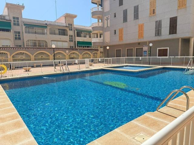 MAGNIFICO ATICO, CON PISCINA COMUNITARIA, IDONEO COMO VACACIONAL, VENGA A VERLO!!! photo 0