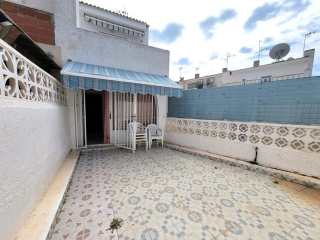 Dúplex En venta en Calas Blanca, Torrevieja photo 0
