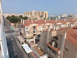 FANTASTICO ATICO, A UNOS PASOS DE LAS PLAYAS Y DEL CENTRO URBANO, VENGA A VERLO!!! photo 0