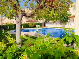 PRECIO IMBATIBLE!!! FABULOSO CHALET ADOSADO, IDEAL COMO VACACIONAL, VENGA A VERLO!! photo 0