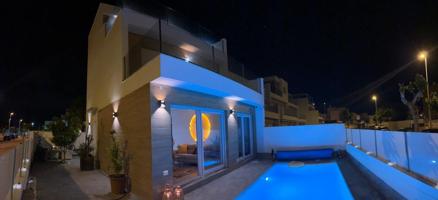 MAGNIFICA VILLA, IDONEA PARA VIVIR TODO EL AÑO O SI LO DESEA COMO VACACIONAL, VENGA A VERLA!!! photo 0