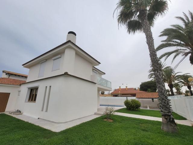 Casa En venta en Costa Blanca, Cabo Roig photo 0