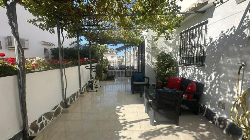 FANTASTICO BUNGALOW CON AMPLIO JARDÍN PRIVADO, FORMIDABLE ZONA, IDONEO COMO VACACIONAL photo 0
