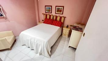 FANTASTICO APARTAMENTO EN EL CENTRO DE TORREVIEJA, A 6 MINUTOS CAMINANDO DE LA PLAYA photo 0