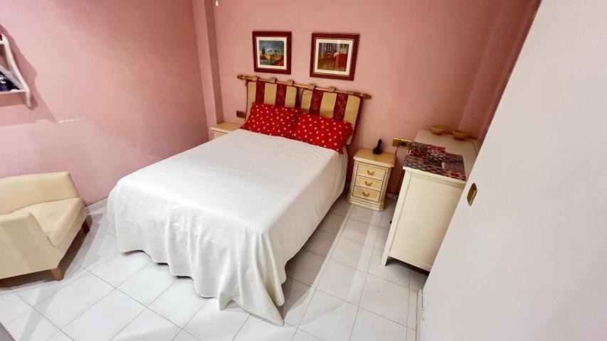 FANTASTICO APARTAMENTO EN EL CENTRO DE TORREVIEJA, A 6 MINUTOS CAMINANDO DE LA PLAYA photo 0