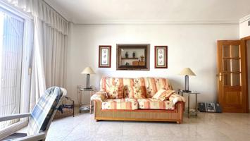 FANTASTICO ATICO CON GARAJE CERRADO INCLUIDO EN EL PRECIO, IDEAL PARA VIVIR TODO EL AÑO, RODEADO DE TODOS LOS SERVICIOS photo 0