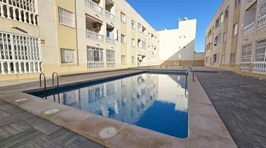 FABULOSO APARTAMENTO CON PISCINA COMUNITARIA, IDONEO COMO VACACIONAL photo 0