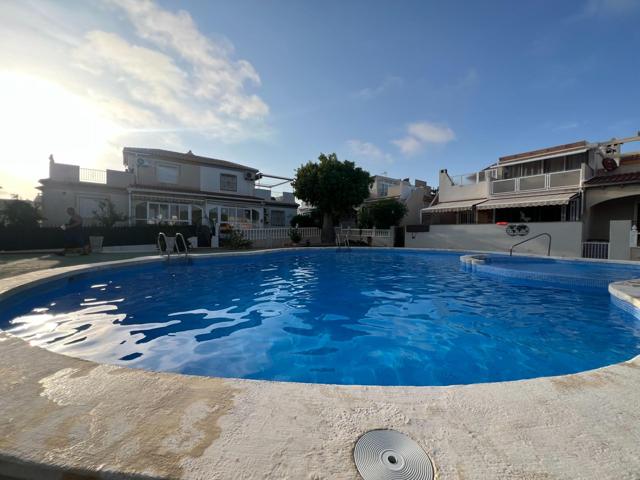 MAGNIFICO ADOSADO CON PISCINA COMUNITARIA, IDEAL PARA VIVIR TODO EL AÑO photo 0
