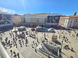 EXCLUSIVO Piso con vistas a Puerta del Sol photo 0