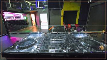 Local en traspaso Paseo Imperial photo 0