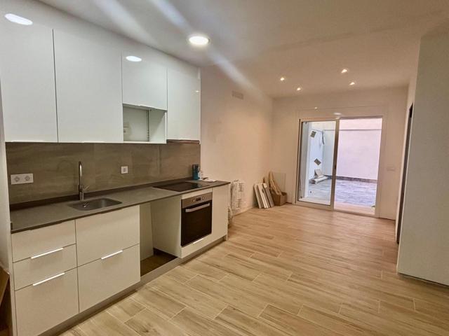Planta baja de obra nueva en venta en Vilanova i la Geltrú photo 0