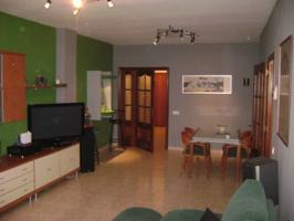 Piso en venta en el centro de Les Roquetes, Sant Pere de Ribes photo 0