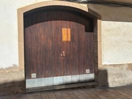 Local o garaje en venta, en Vilanova i la Geltrú photo 0