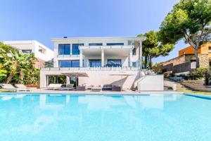 VILLA DE LUJO EN TAMARIT – UN REFUGIO EXCLUSIVO FRENTE AL MAR photo 0