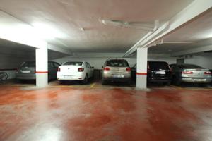 Plaza de parking coche grande en Zona Sant Joan, junto a los Juzgados de Vilanova photo 0