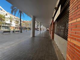 LOCAL COMERCIAL EN ALQUILER EN EL CENTRO DE SANT PERE DE RIBES – FRENTE A LA BIBLIOTECA photo 0