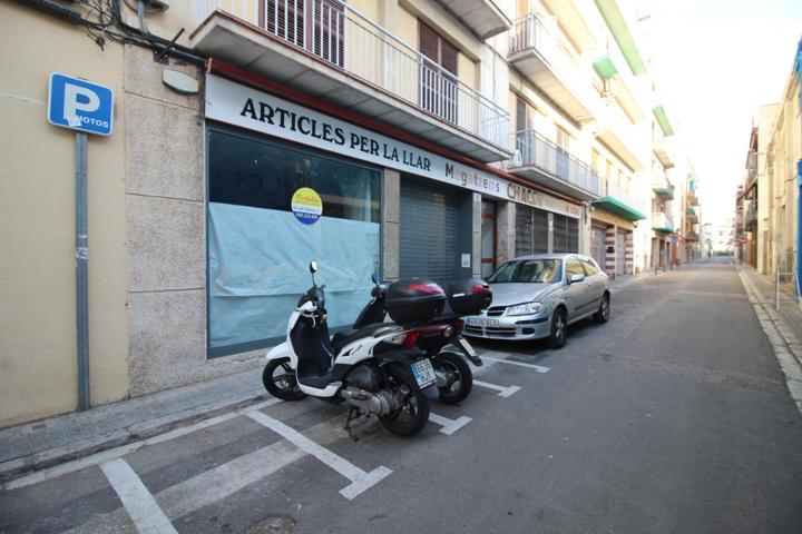 Local Comercial 125 m2 a menos de 50 m. del Mercado Municipal de Vilanova photo 0