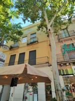 Oportunidad de inversión: remonta de 200 m² en plena Rambla Principal de Vilanova i la Geltrú photo 0