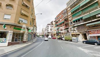 Gran local comercial en zona muy concurrida photo 0