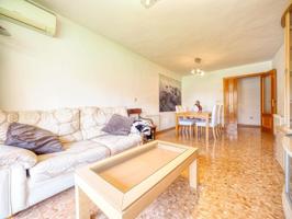 Estupenda vivienda en venta de 3 dormitorios y 2 baños en Gran Vía, Alicante photo 0