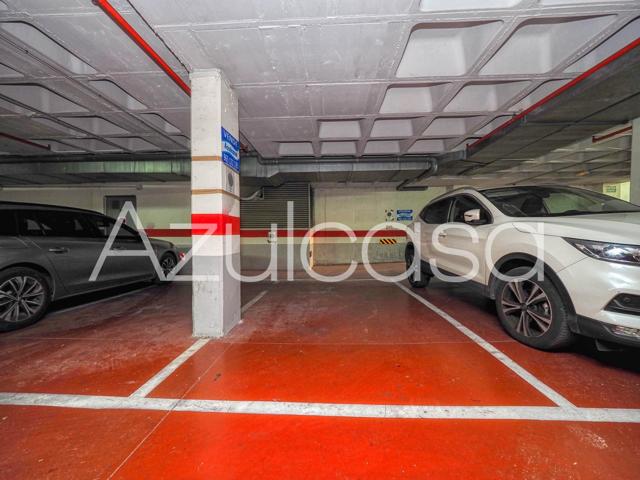 2 plazas de garaje en venta en Gran Vía, Alicante photo 0