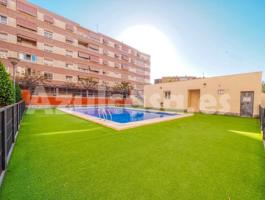 Estupenda vivienda en venta de 3 dormitorios y 2 baños en Bulevar del Pla photo 0