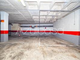 Se vende amplia plaza de garaje con trastero en ubicación privilegiada photo 0