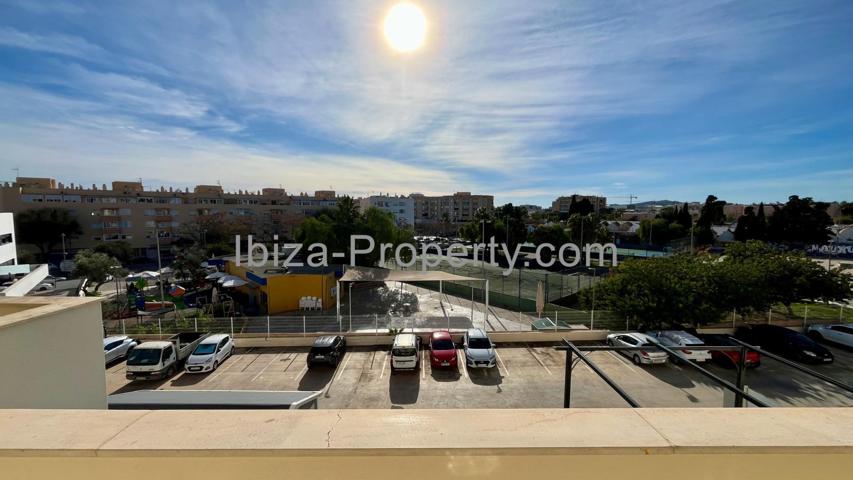 VENTA - Atico con solarium y parking en Es Vive, Ibiza photo 0