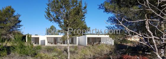 VENTA - Terreno con licencia cerca de San Rafael photo 0