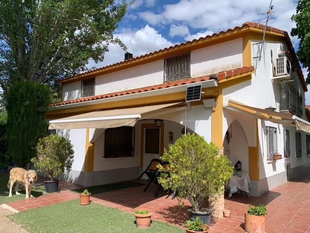 FINCA EN VENTA EN ARANJUEZ photo 0