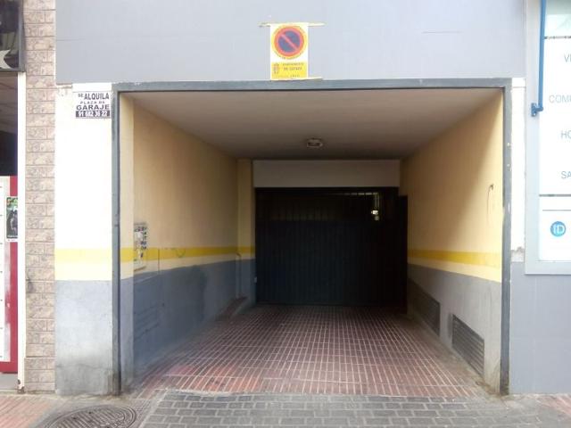 SE ALQUILA PLAZA DE GARAJE photo 0