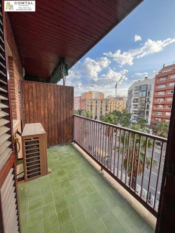 Piso En venta en Eixample, Barcelona photo 0