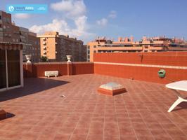 Amplia Vivienda con Espectacular Terraza en Altozano photo 0