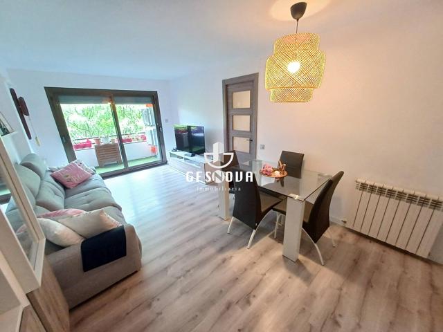 ¡VIVIENDA CON 4 HABITACIONES EN RAMBLA MARQUESA DE CASTELLBELL! photo 0