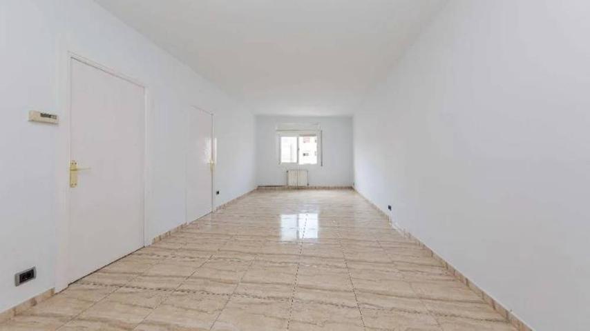 OPORTUNIDAD INVERSORES!!! INMUEBLE JUNTO PLAZA DEL PILAR photo 0