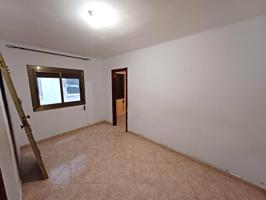PISO EN VENTA JUNTO AVD PONENT photo 0