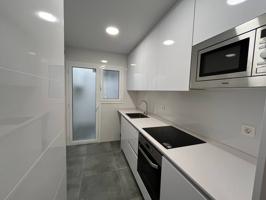 ¡VIVIENDA REFORMADA A ESTRENAR CENTRO L'H! photo 0