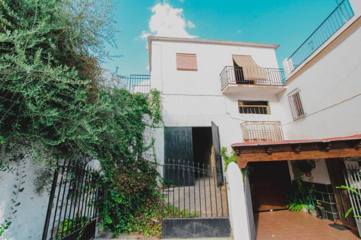Se vende casa en la Alpujarra,en el pueblo de Picena. photo 0