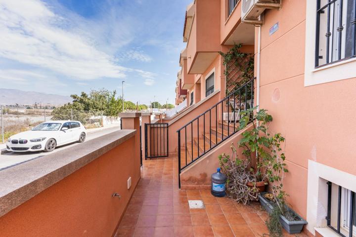 Triplex en Huercal de Almeria photo 0
