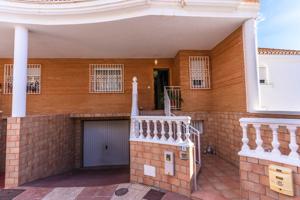 TRIPLEX EN VENTA EN AGUADULCE photo 0