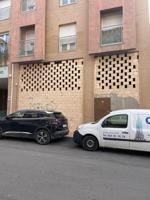 Local comercial en EL PARADOR photo 0