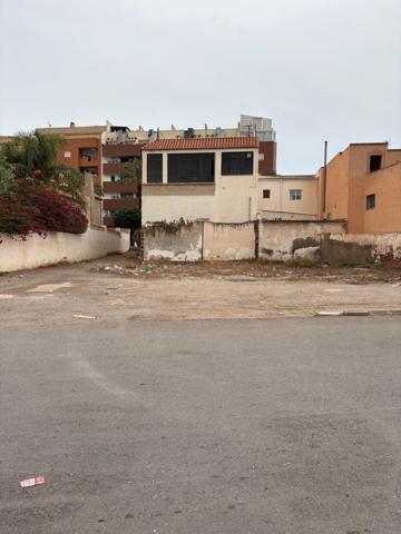 Solar en Urbano en Carretera de la mojonera. photo 0