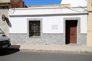 CASA TOTALMENTE REFORMADA ,(zona Virgen de Barbaño) photo 0