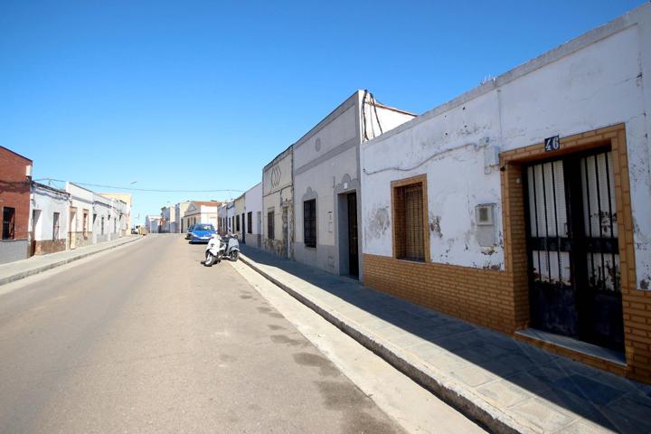 Casa para reformar en Montijo photo 0