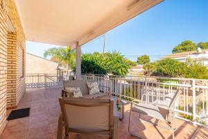 Tu Nuevo Hogar en el Centro de La Cañada photo 0