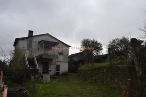 REF 2775 TRES CASAS PARA REHABILITAR CON 5588m2 TERRENO (MONDARIZ) photo 0