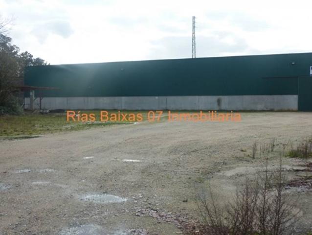 REF 1995 NAVE 1800 M2 CON PUENTE GRUA Y 15000m2 TERRENO photo 0